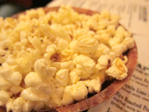A simple, yet tasty starter: popcorn with butter, salt and lime.